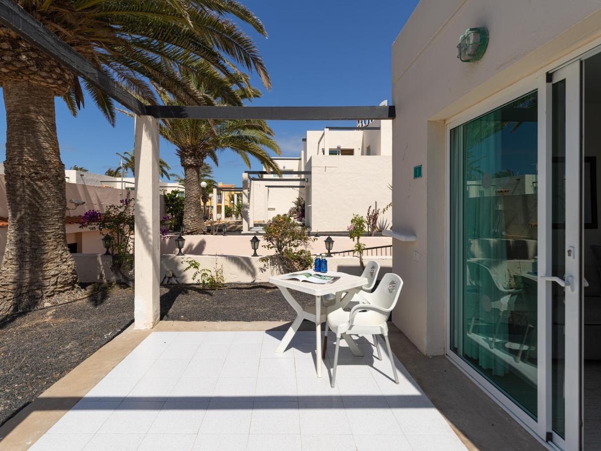 Apartamento 1 Con Terraza Y Piscina En Appartement *