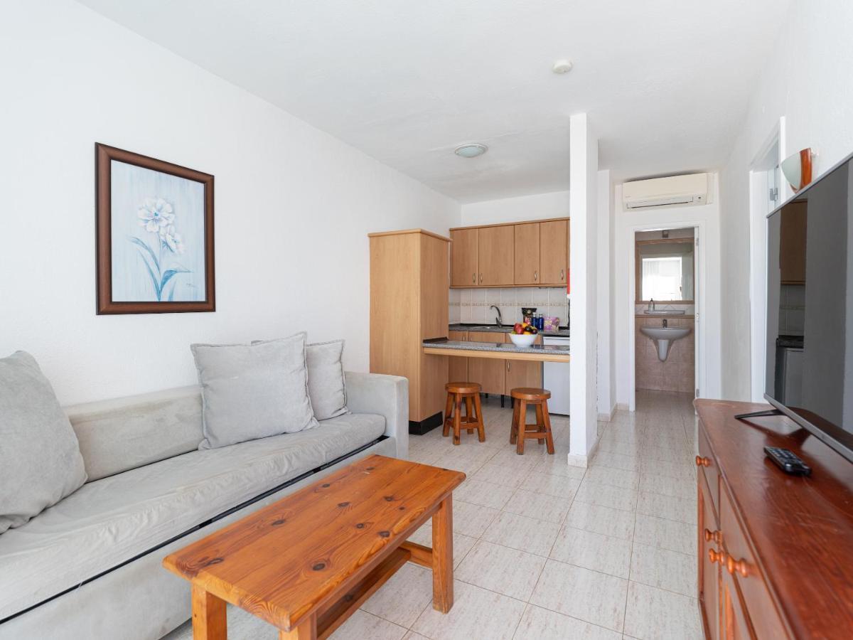 Apartamento 1 Con Terraza Y Piscina En Appartement *